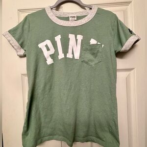 PINK Victoria’s Secret TShirt Green w/light Gray trim Size Small EUC